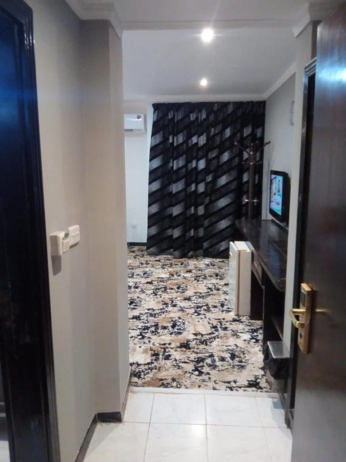 Basra Castle Hotel מראה חיצוני תמונה