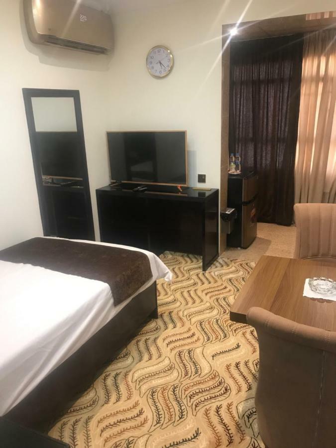 Basra Castle Hotel מראה חיצוני תמונה